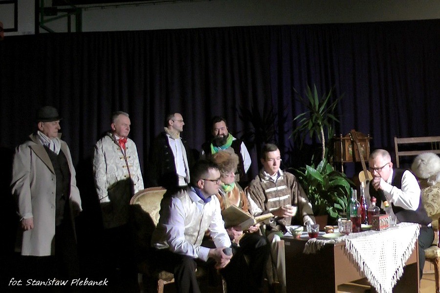 Fragment przedstawienia Grupy Teatralnej z Ryglic